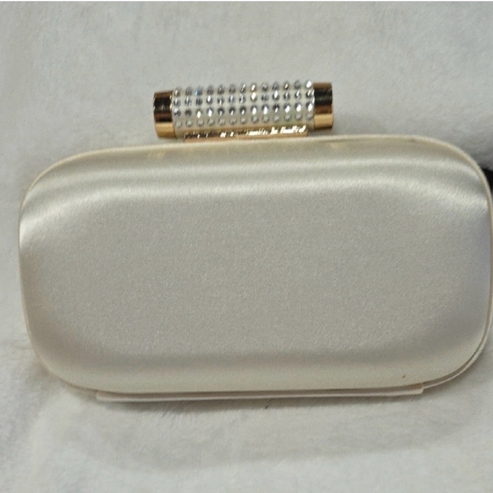 Badgley Mischka NWT Satin Rhinestone Clutch: Black & Ivory Available - Picture 7 of 9